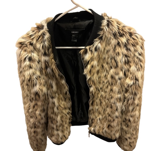 FOREVER 21 EUC FAUX CHEETAH FUR FULL ZIP JACKET SIZE LARGE - Picture 3 of 5